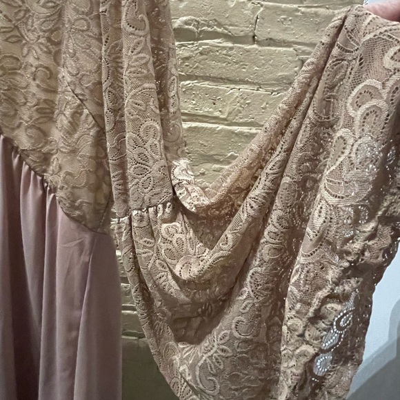 Boho Lace Yoke Long-Sleeve Dress in Dusty Rose - Picture 6 of 6